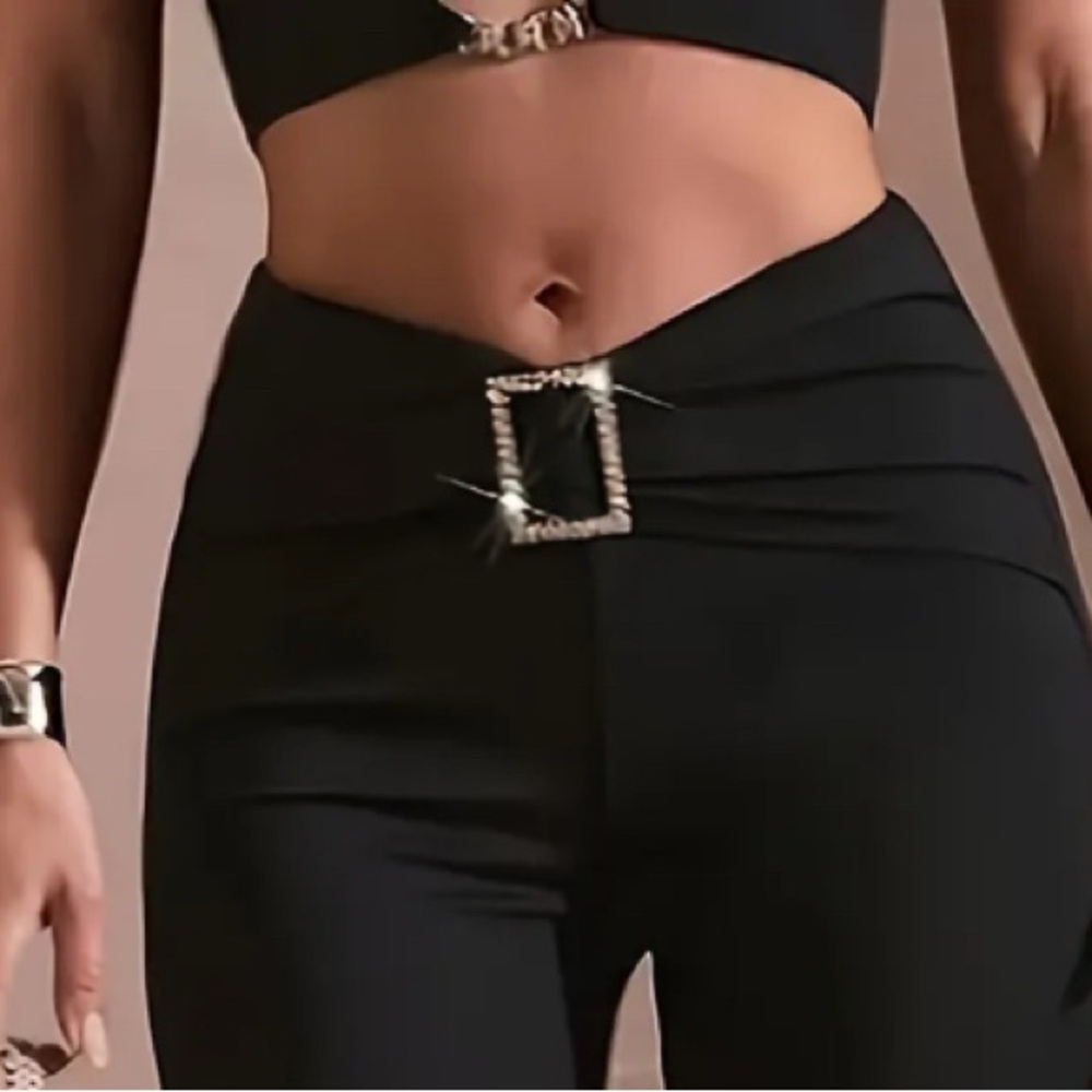 🌟Elegant Black Women's Flared Leggings - Picture 3 of 4